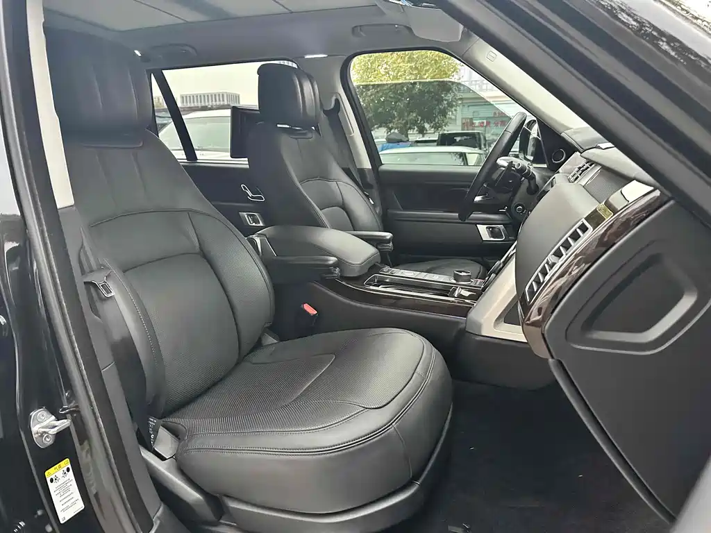 Land Rover Range Rover 2020 — фото 10