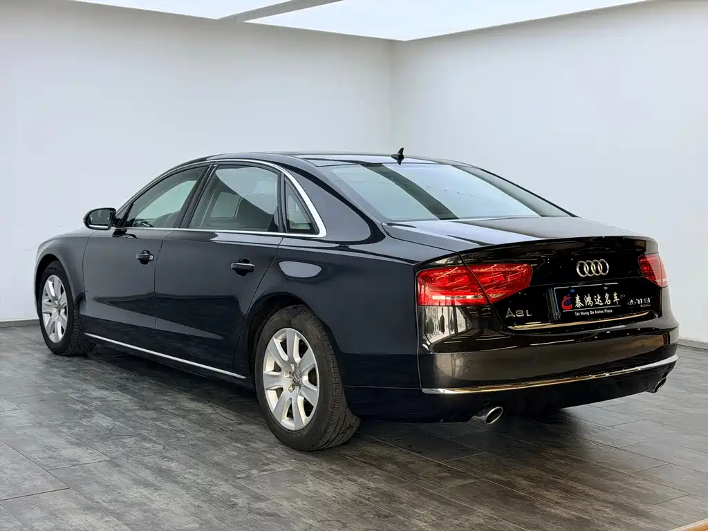 Audi A8 2013