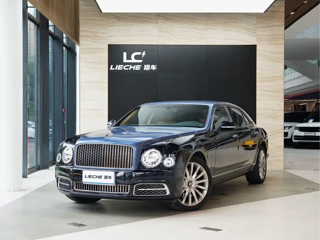 Bentley Mulsanne 2017 — фото 1
