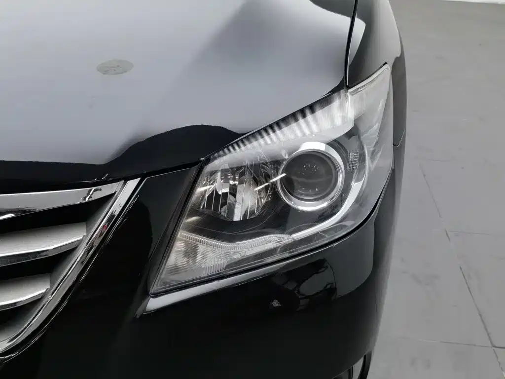 Toyota Camry 2016 — фото 7