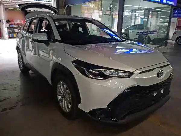 Toyota Frontlander 2025