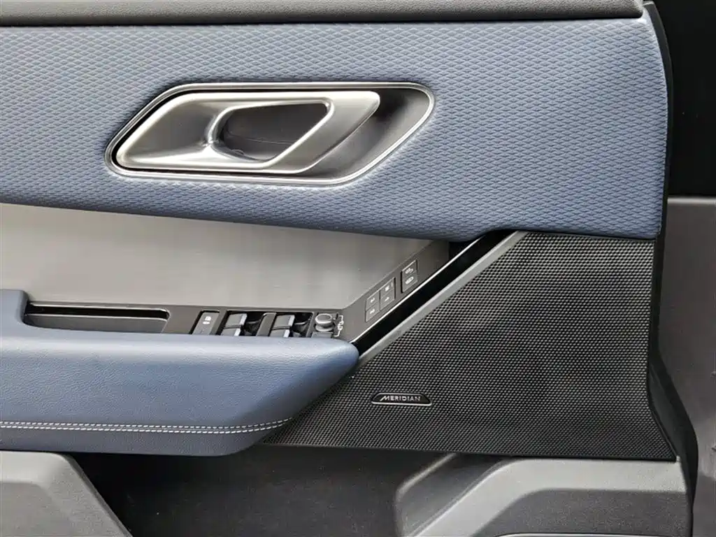 Land Rover Velar 2021 — фото 25