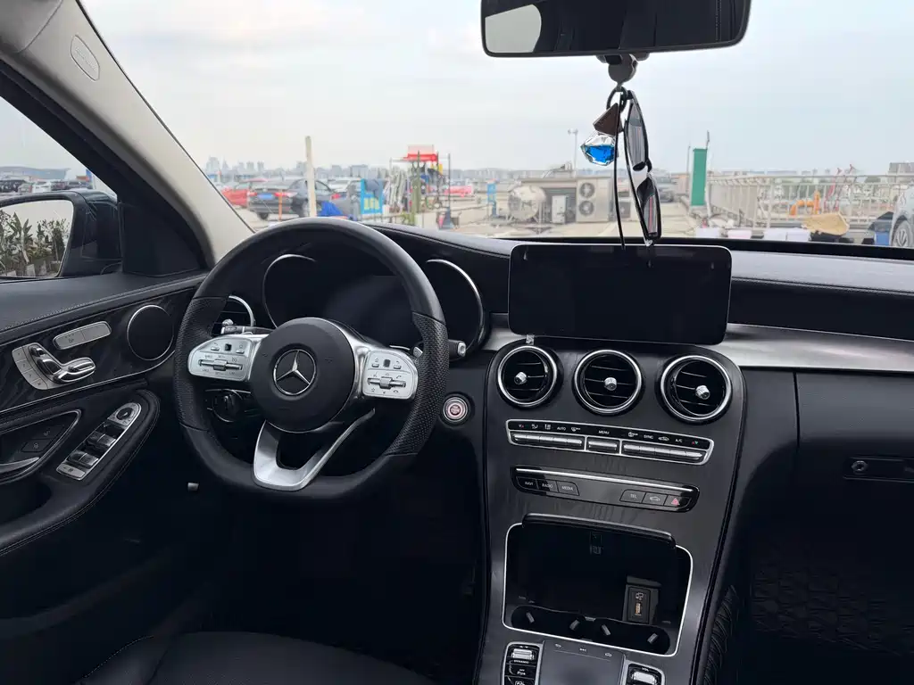 Mercedes-Benz C-Class 2020 — фото 10