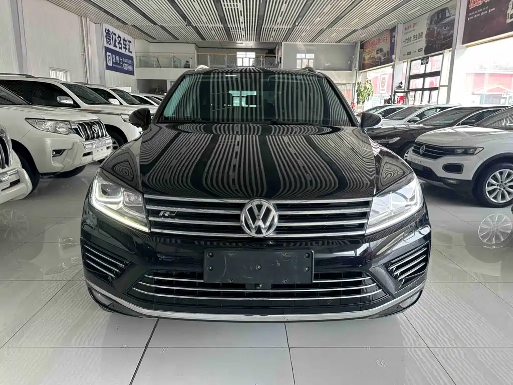 Volkswagen Touareg 2019 — фото 2