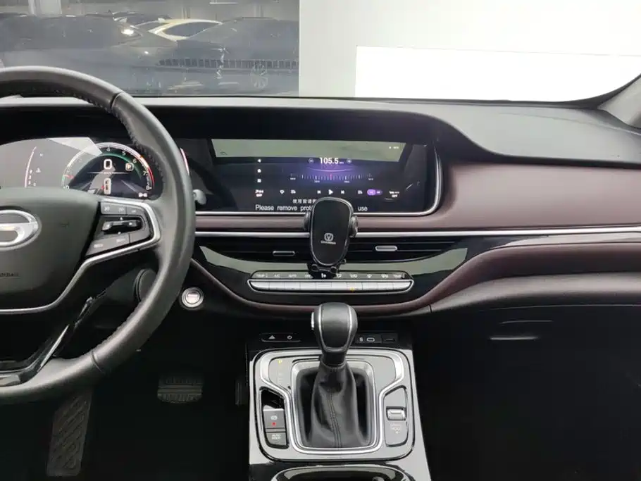 GAC Trumpchi M6 2025 — фото 13
