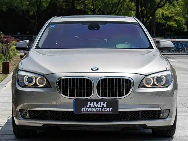 BMW 7 Series 2010
