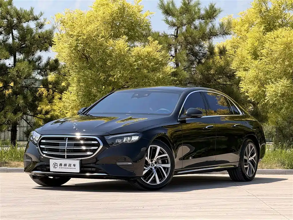 Mercedes-Benz E-Class 2024