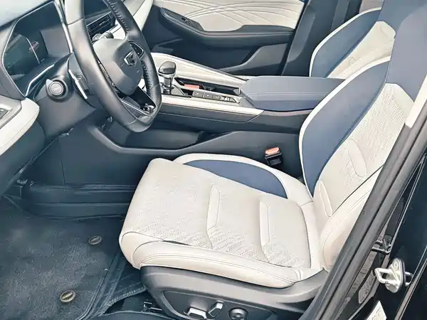 Geely Xingrui 2021