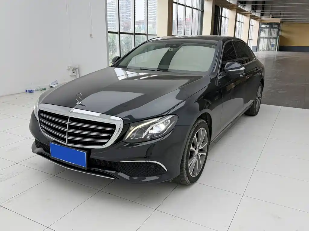 Mercedes-Benz E-Class 2017 — фото 1