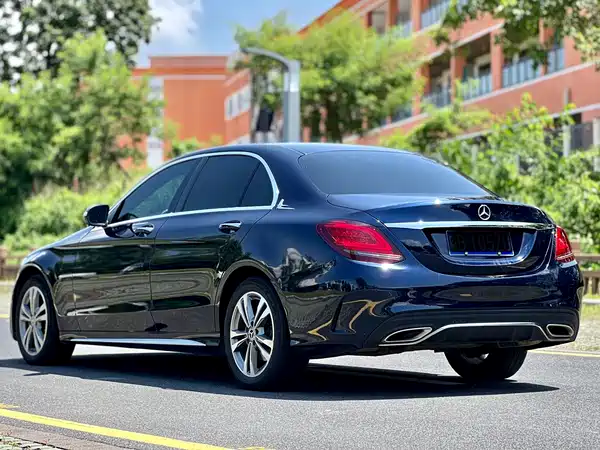 Mercedes-Benz C-Class 2019