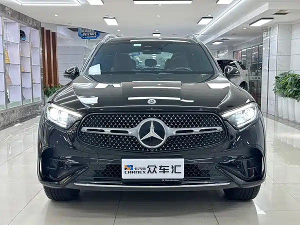 Mercedes-Benz GLC 2025