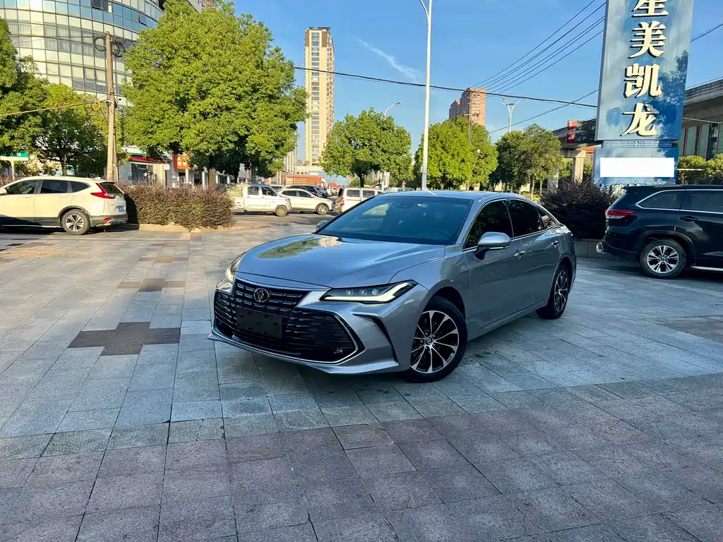 Toyota Avalon 2022