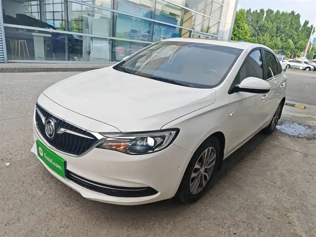 Buick Excelle 2018 — фото 2