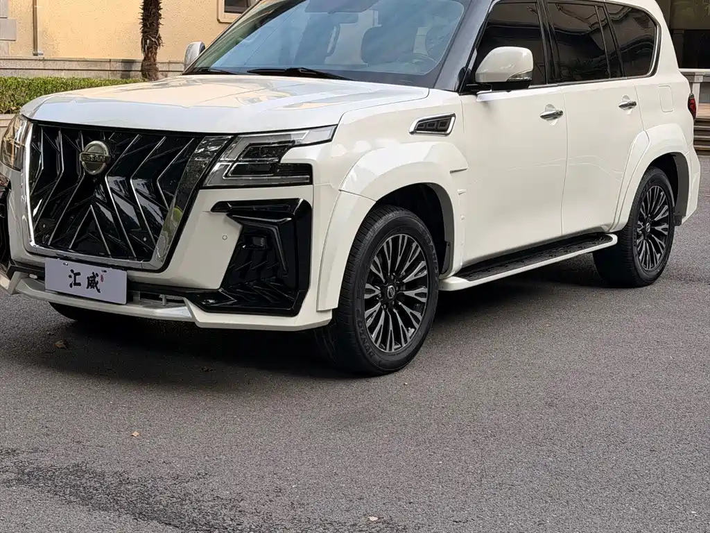 Nissan Patrol 2020 — фото 1