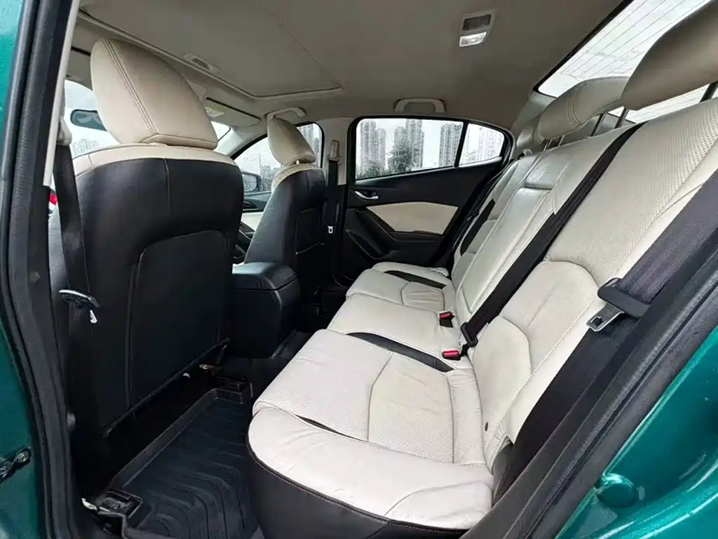 Mazda 3 Angkesela 2015 — фото 13