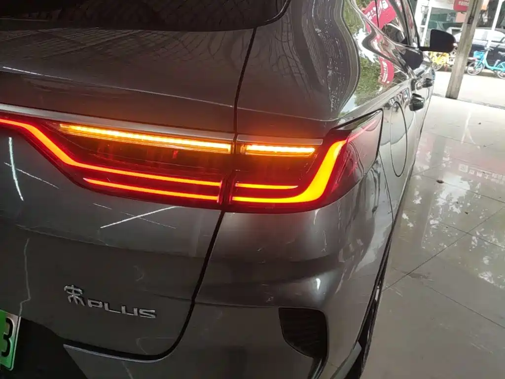 BYD Song PLUS New Energy 2022 — фото 8