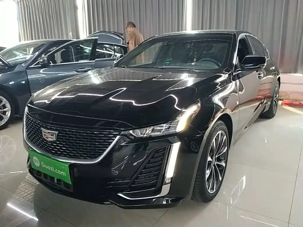 Cadillac CT5 2023 — фото 1