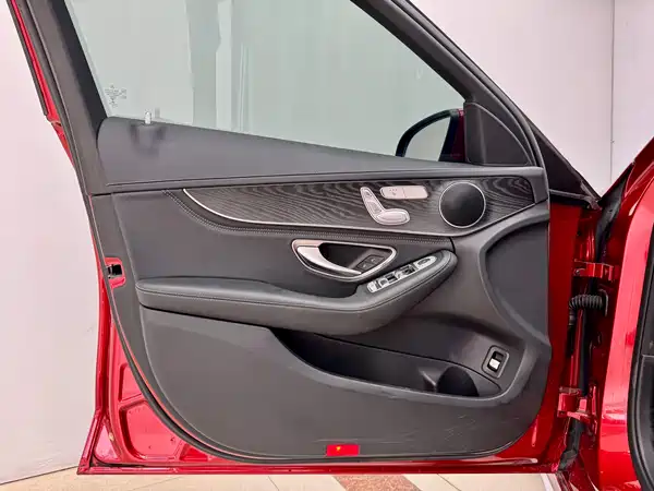 Mercedes-Benz C-Class 2019