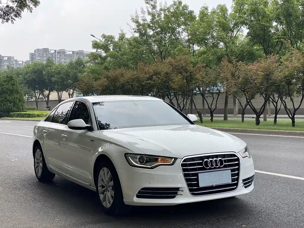 Audi A6L 2015 — фото 14