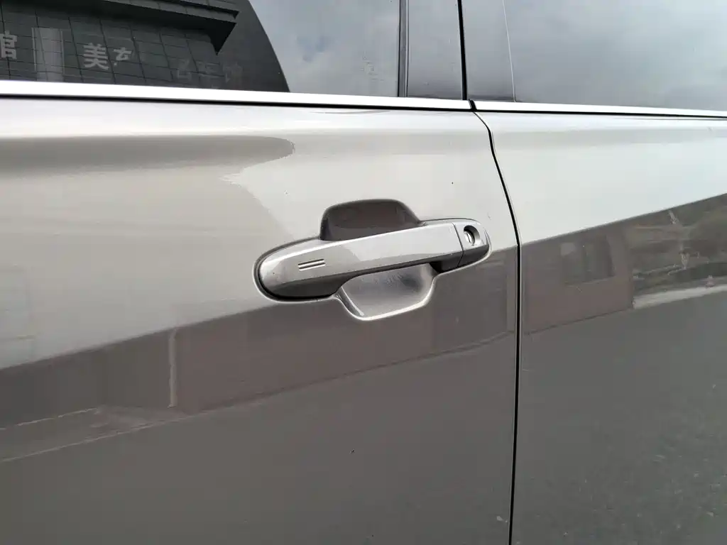 Subaru Forester 2018 — фото 31
