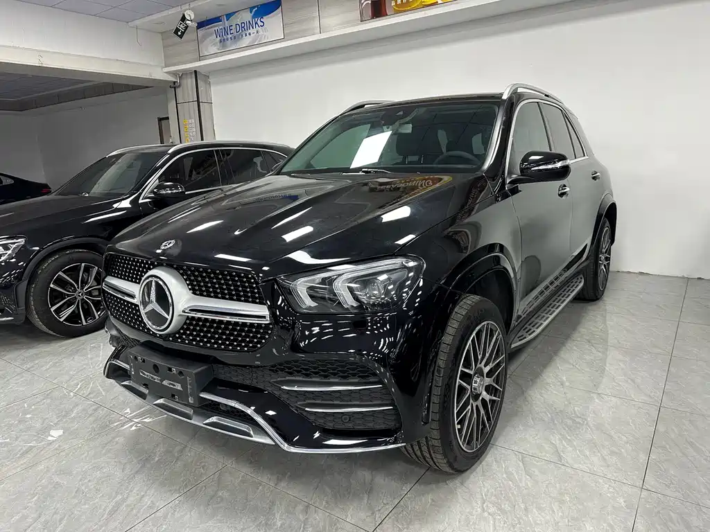Mercedes-Benz GLE 2019 — фото 2