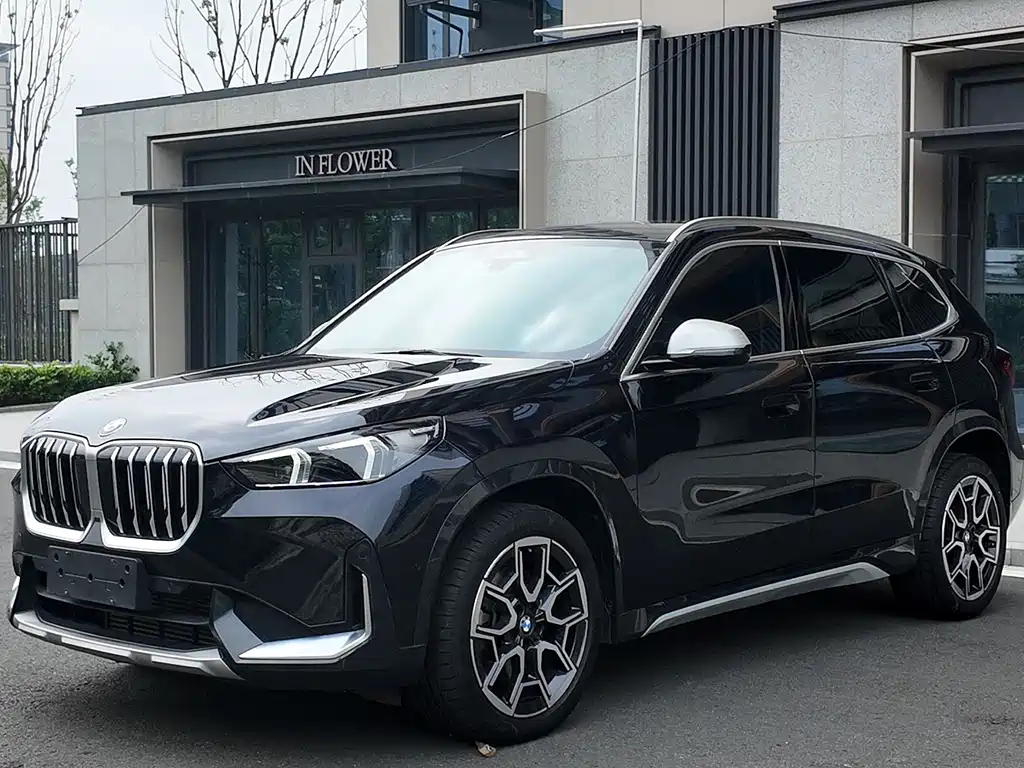 BMW X1 2023 — фото 1