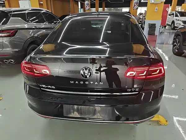 Volkswagen Magotan PHEV 2022
