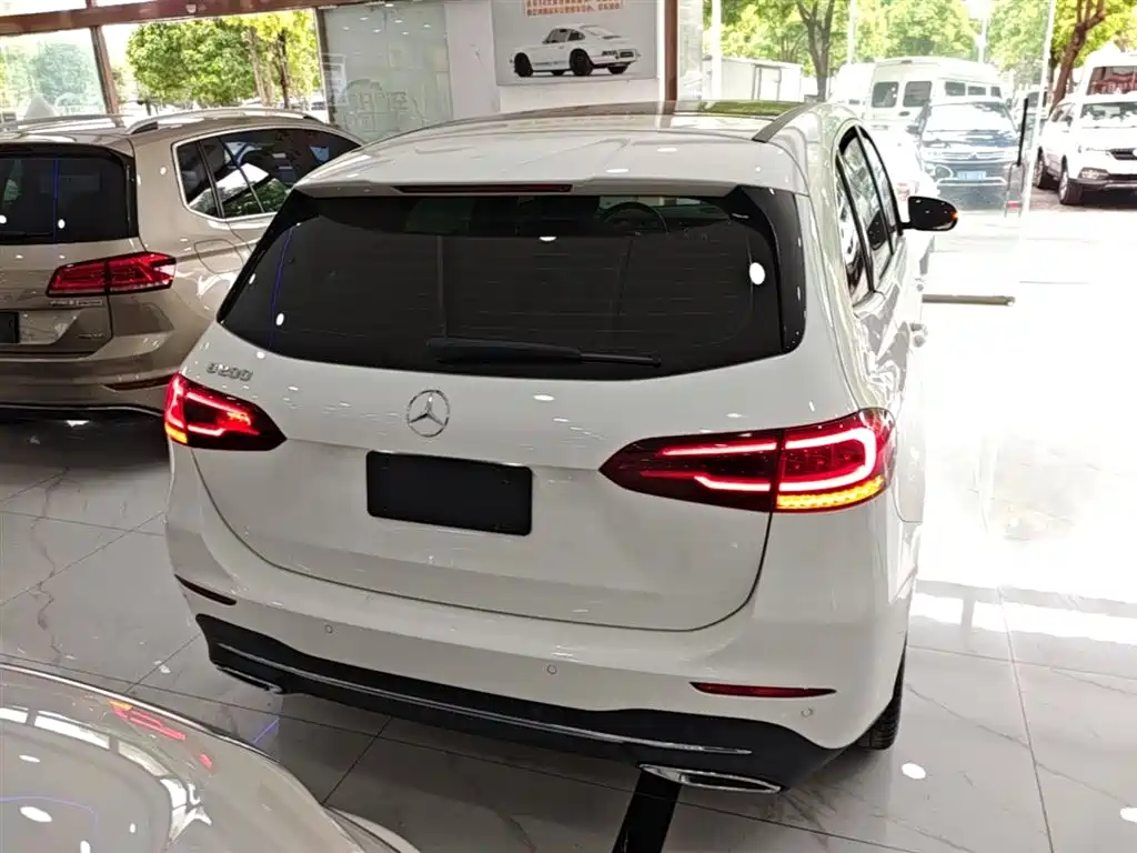 Mercedes-Benz B-Class 2020 — фото 6