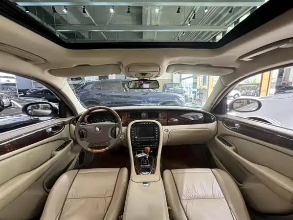 Jaguar XJ 2007