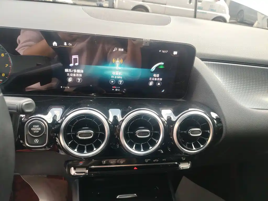 Mercedes-Benz B-Class 2022 — фото 11