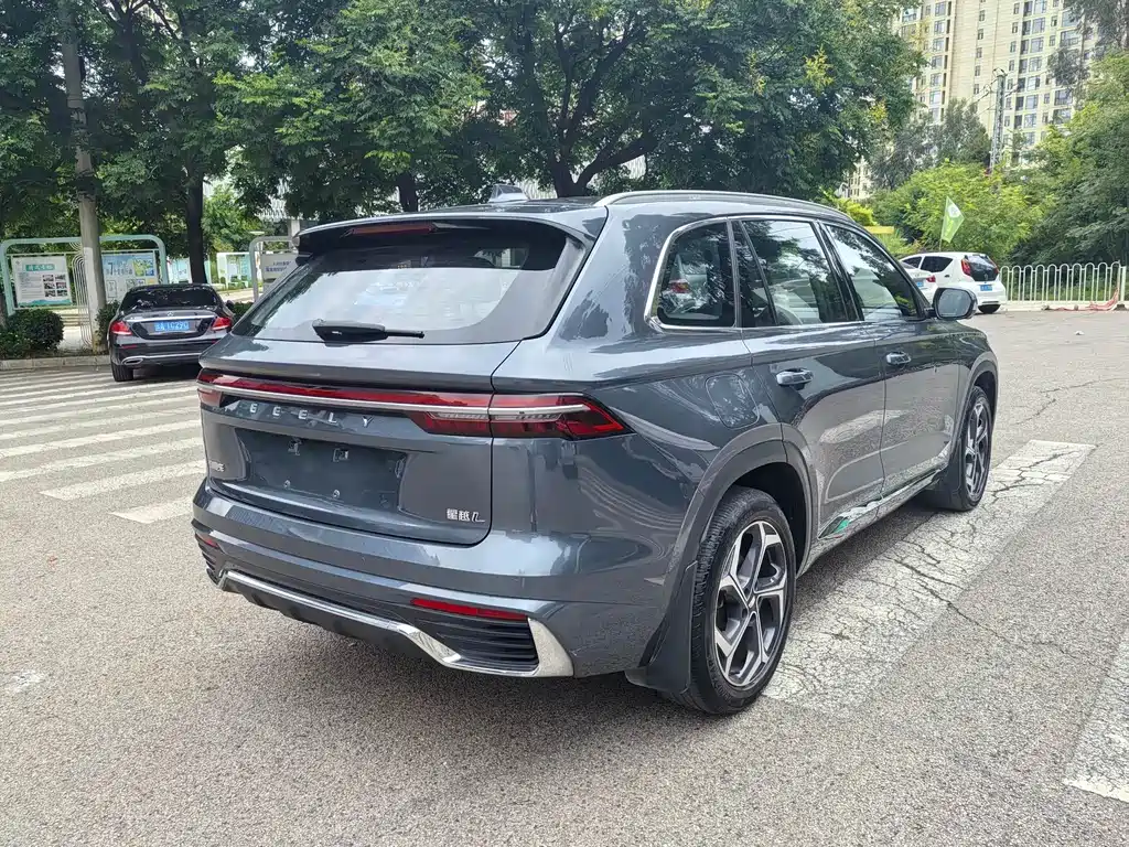 Geely Xingyue L 2023 — фото 10
