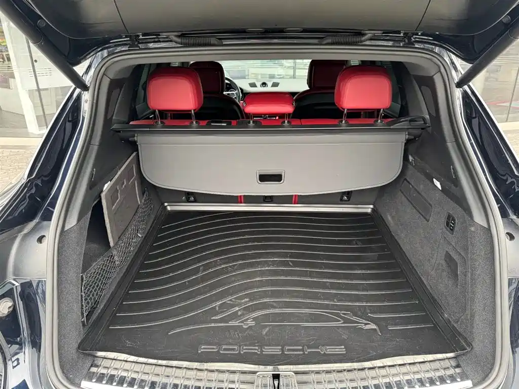 Porsche Cayenne 2021 — фото 18