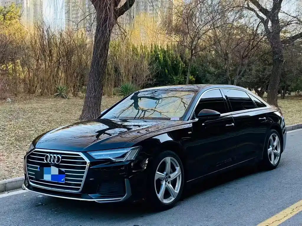 Audi A6L 2020 — фото 1