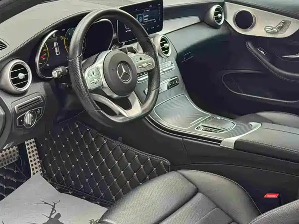 Mercedes-Benz C-Class 2020
