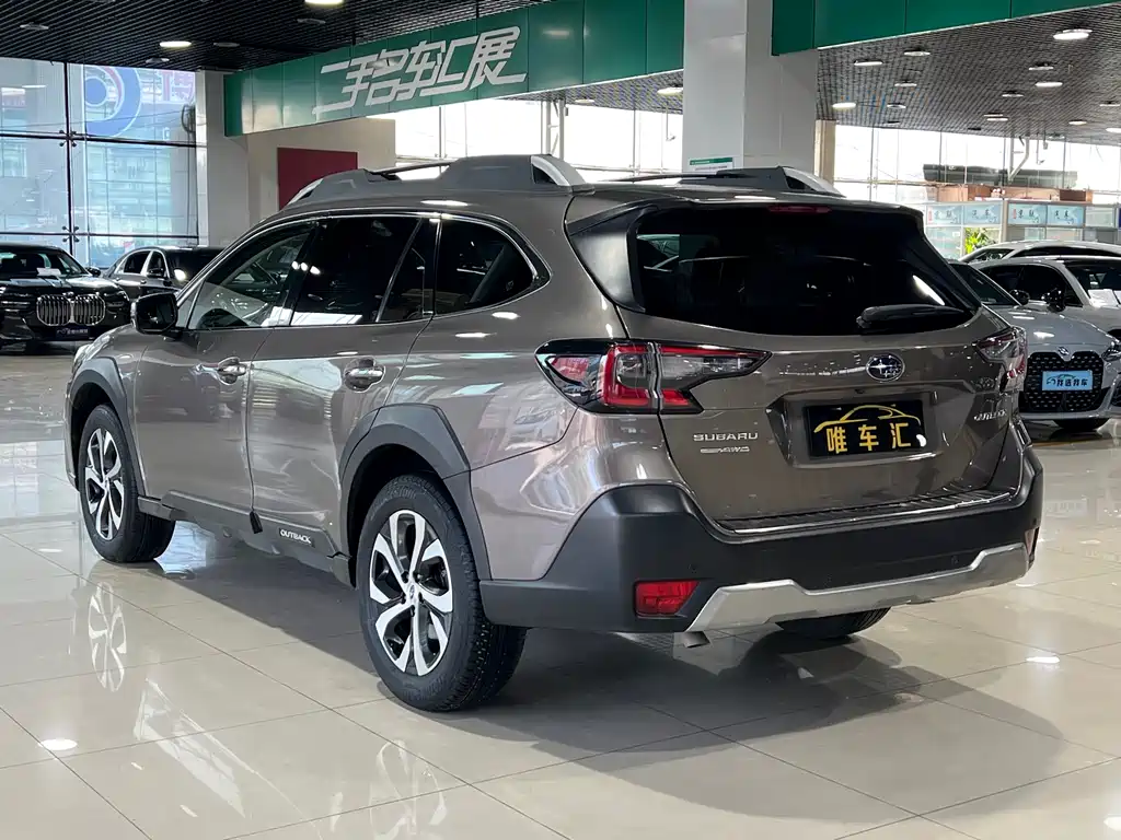 Subaru Outback 2021 — фото 6
