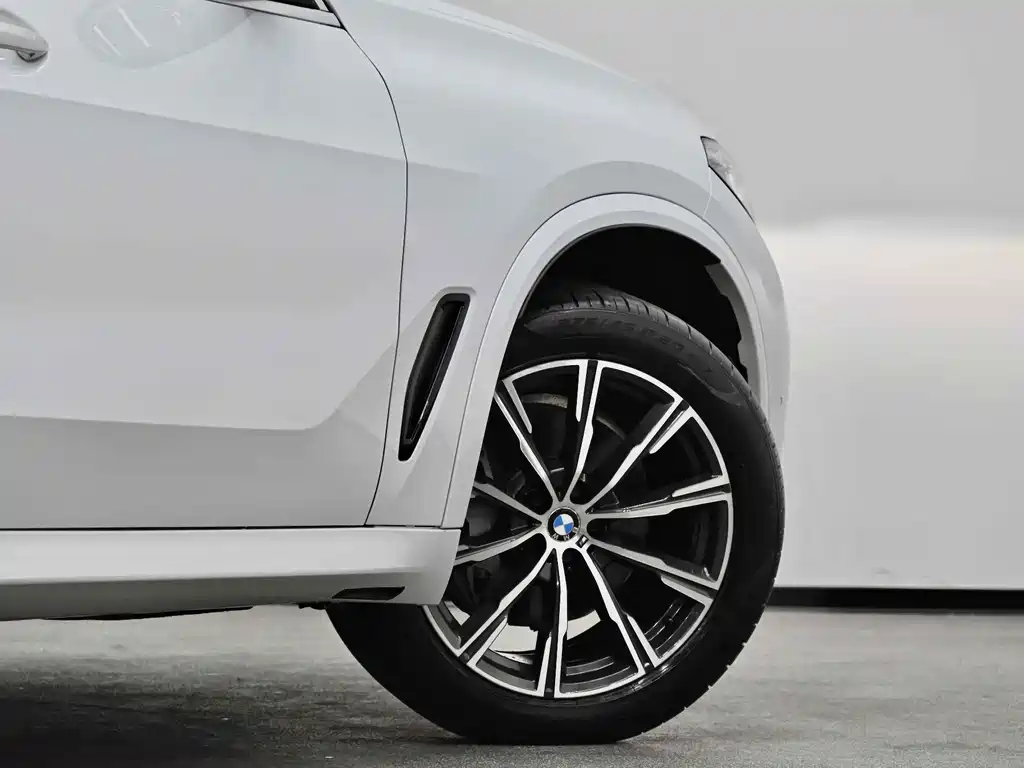 BMW X5 2019 — фото 19