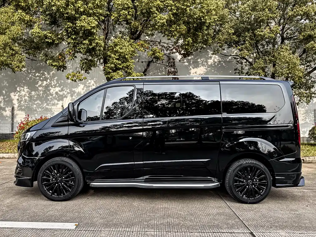 Ford Tourneo 2025 — фото 44