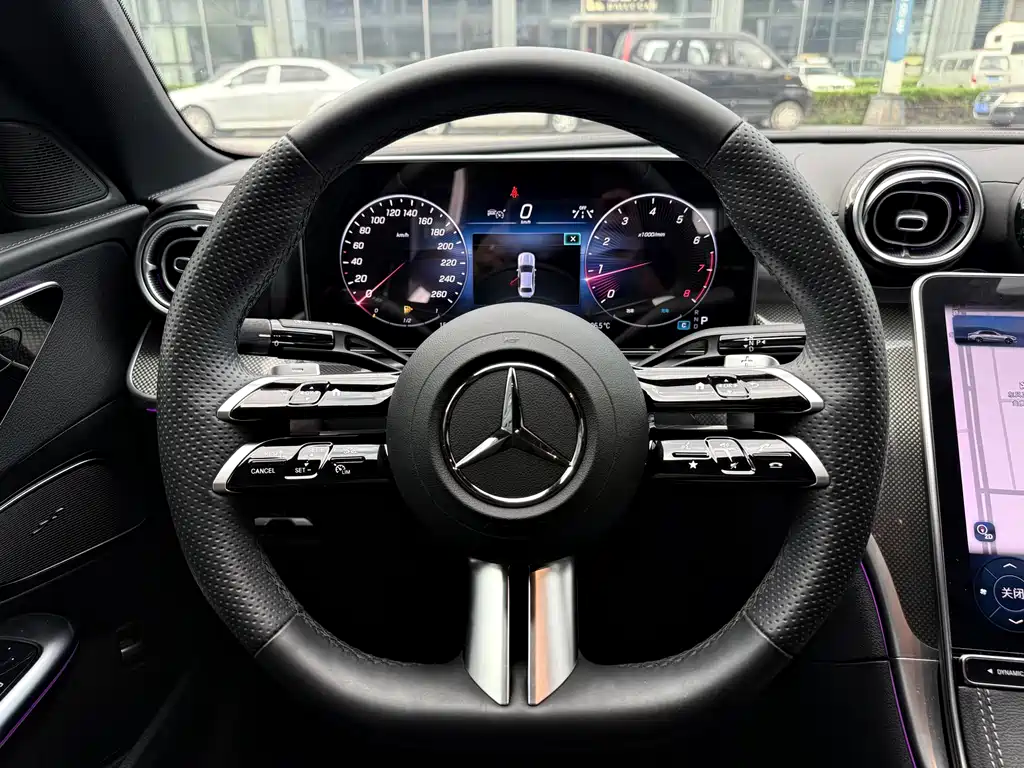 Mercedes-Benz C-Class 2024 — фото 12