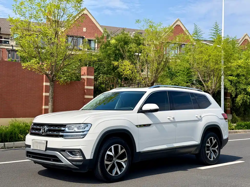 Volkswagen Teramont 2018 — фото 1