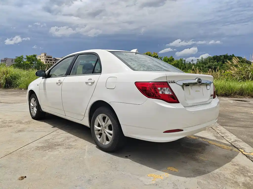 BYD F3 2016