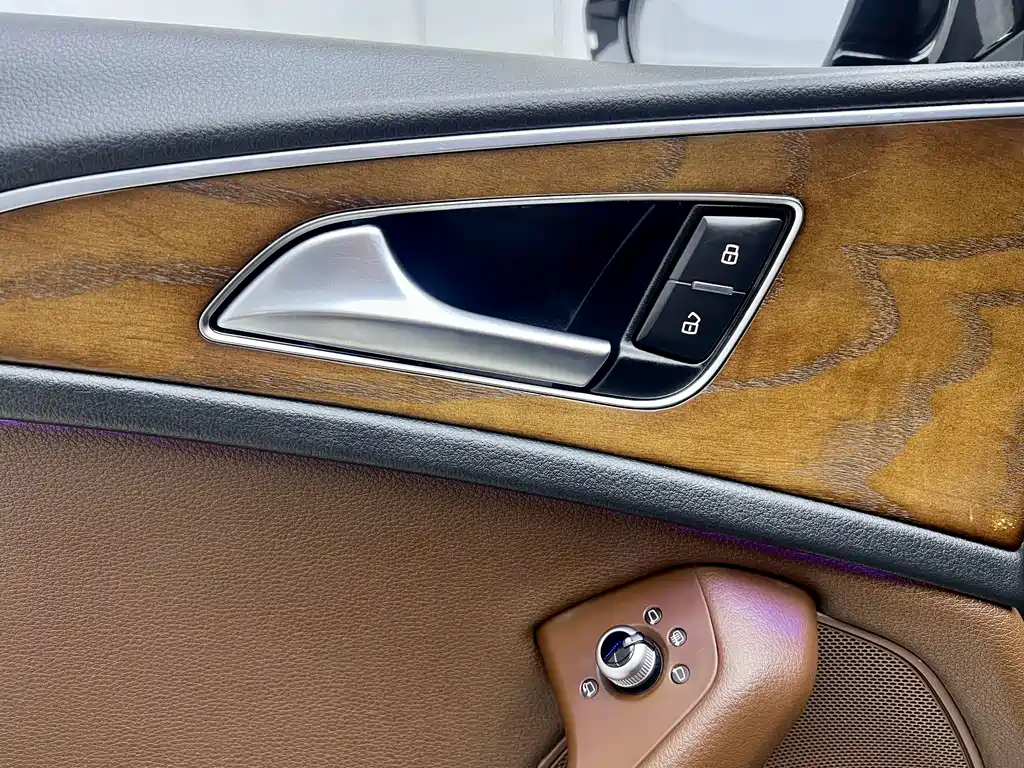 Audi A6L 2019 — фото 24