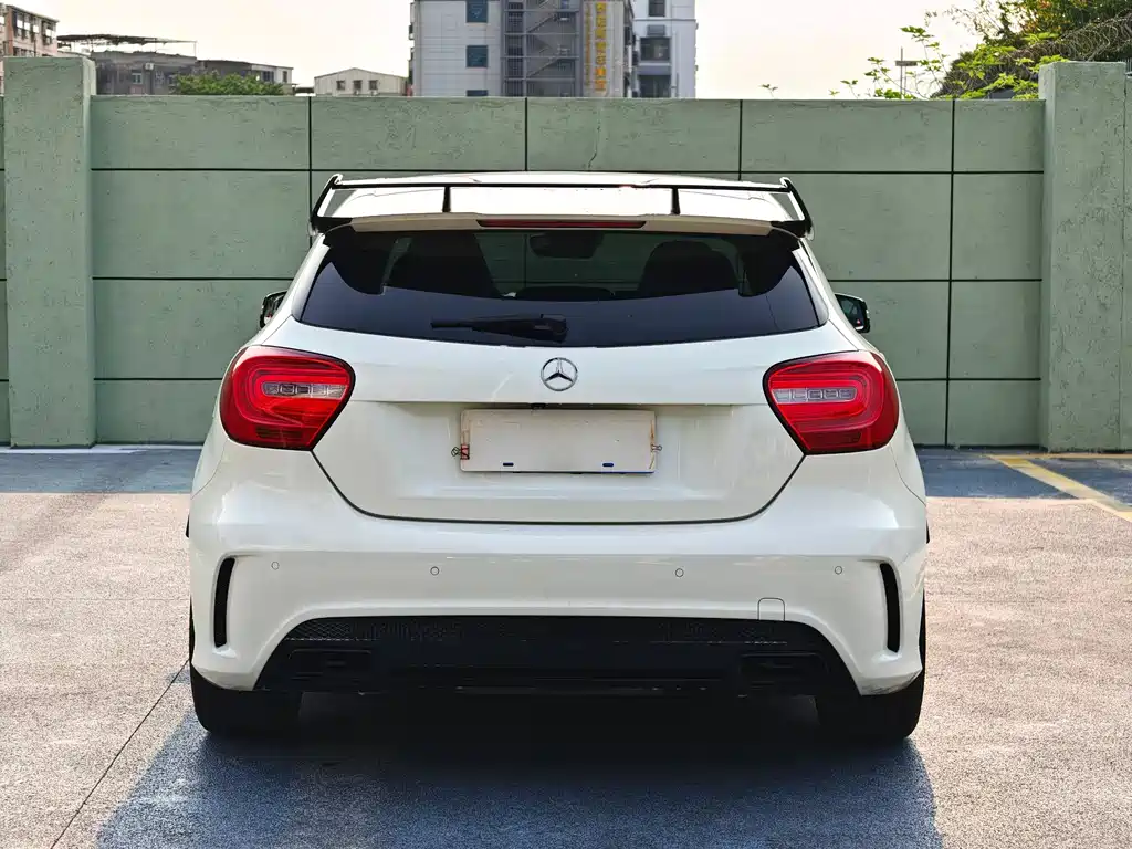 Mercedes-Benz A-Class AMG 2015 — фото 14