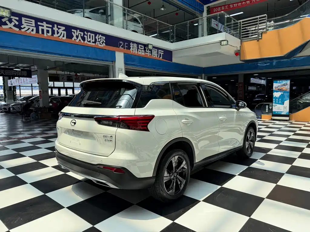 GAC Trumpchi GS4 2023 — фото 6