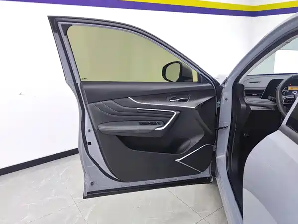 Venucia Big V 2022