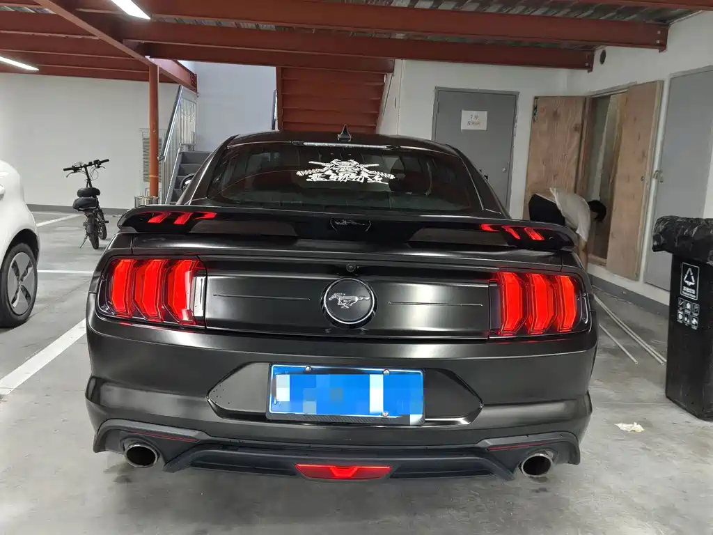 Ford Mustang 2020 — фото 13