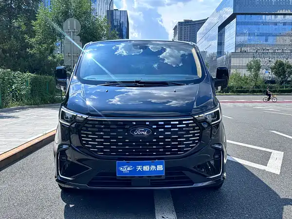 Ford Tourneo 2023