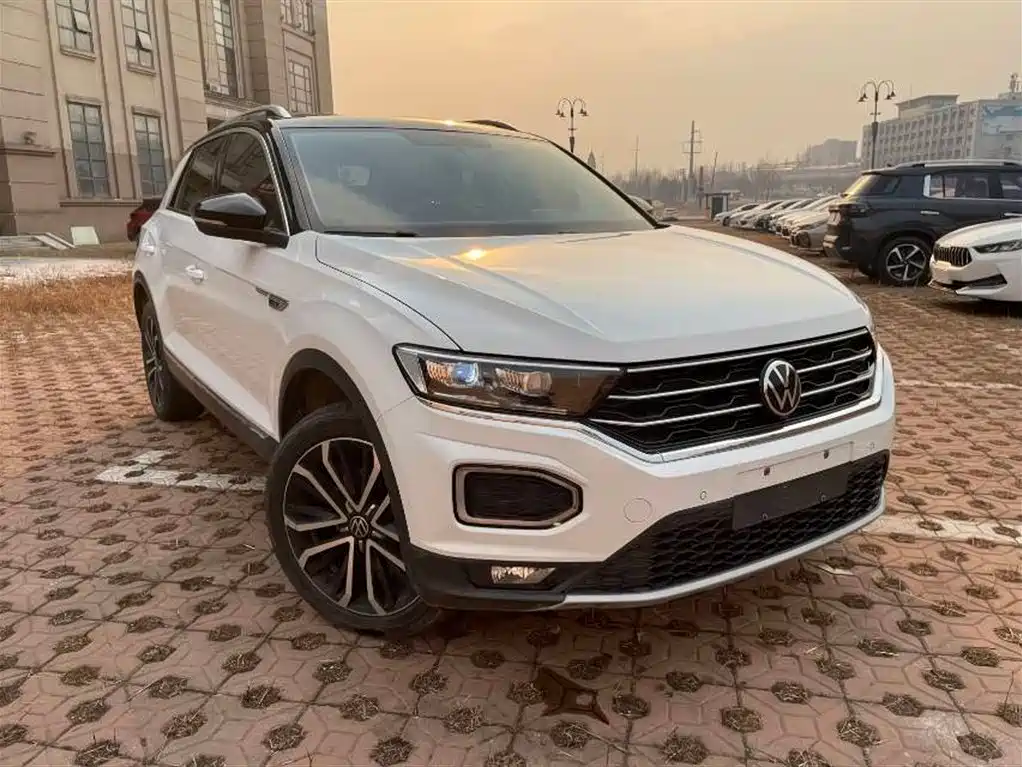 Volkswagen T-Roc 2022 — фото 3