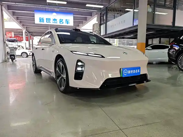 NIO ET5T 2025