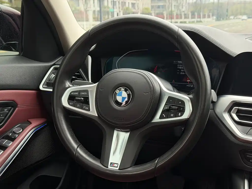 BMW 3 Series 2020 — фото 10