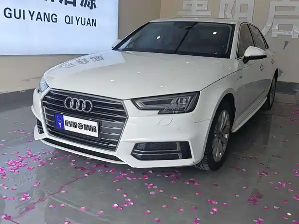 Audi A4L 2019